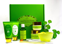 Load image into Gallery viewer, Heemal Aloe Green Facial kit (8 Facial Application Kit)
